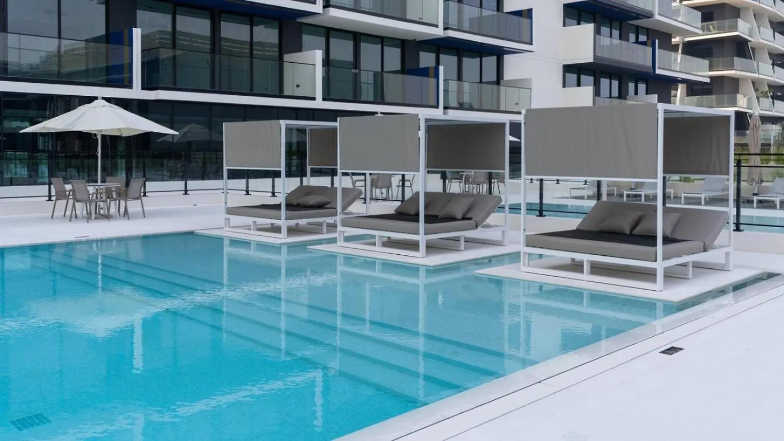 Fully Furnished 1 Bedroom Apartment With Balcony Dubai