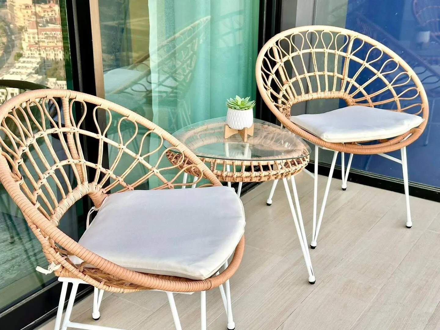 Fully Furnished 1 Bedroom Apartment With Balcony Dubai