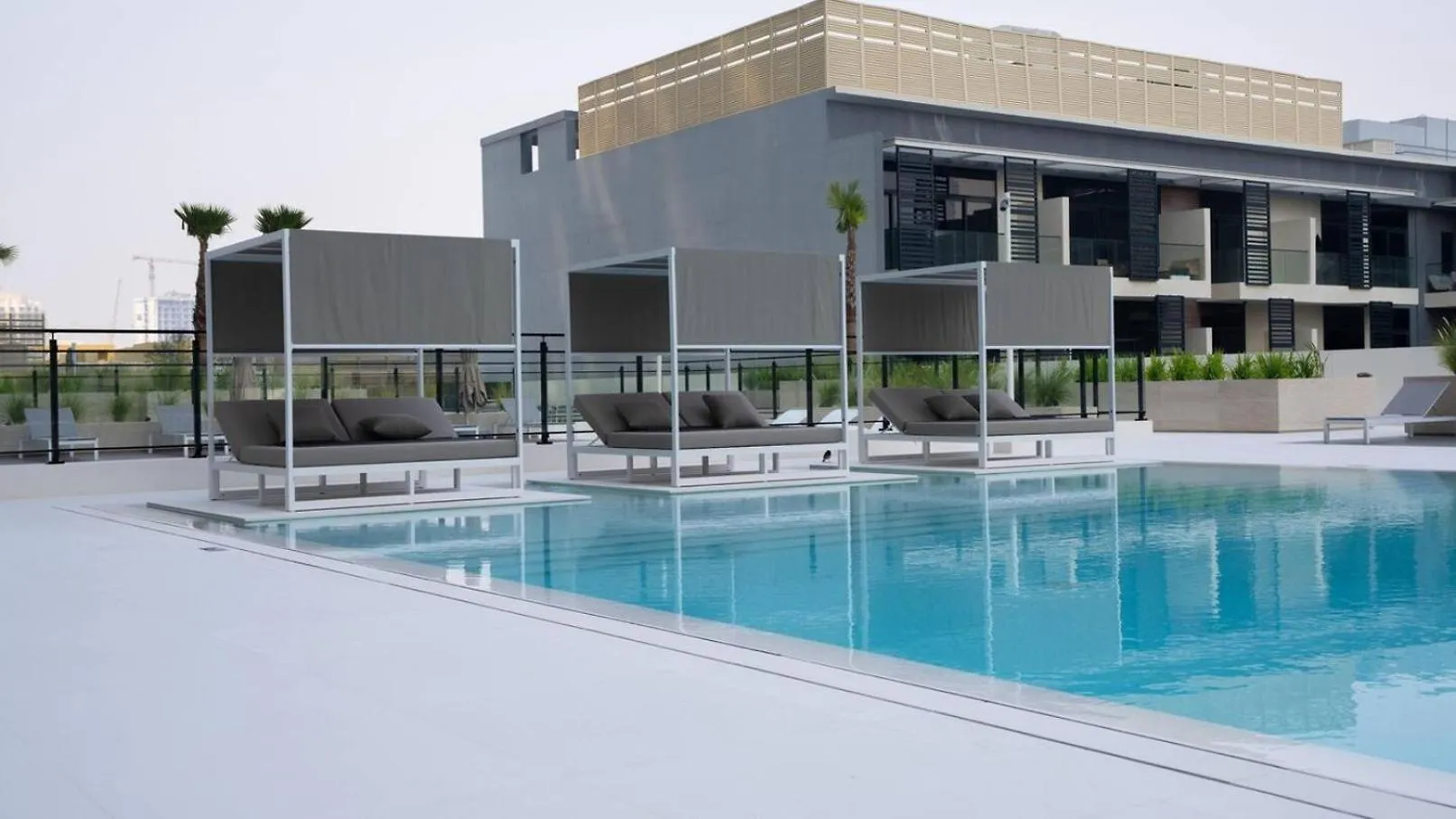 Fully Furnished 1 Bedroom Apartment With Balcony Dubai